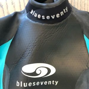 Blueseventy wetsuit. Size small